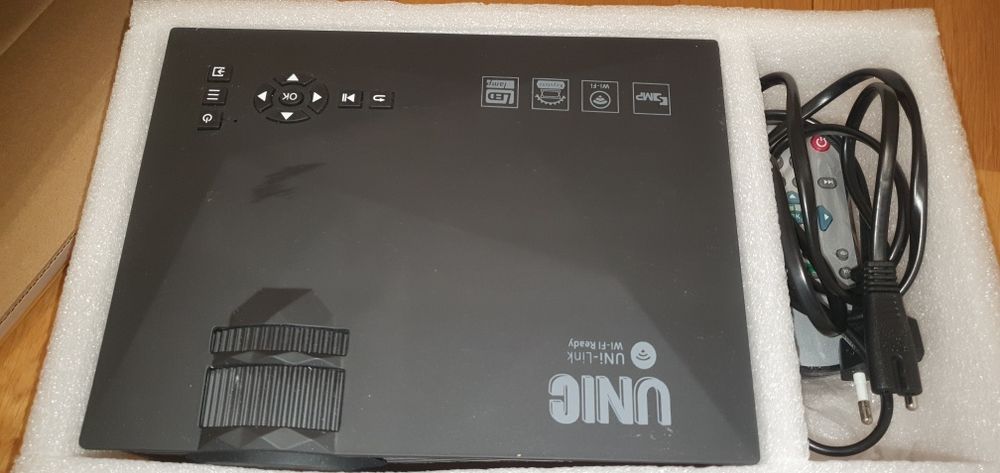 Проектор мультимедійний