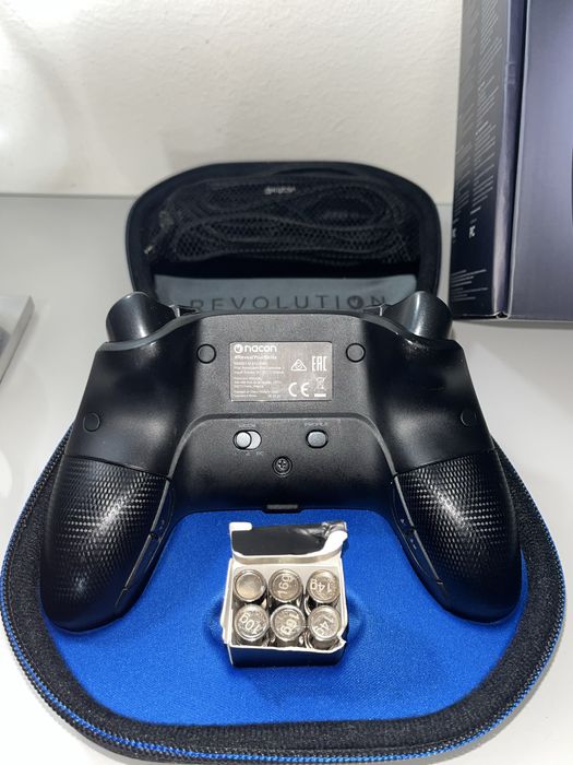 Nacon Revolution PRO Controller 3