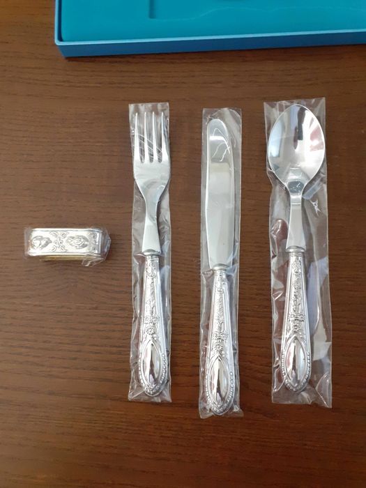 Silver Cutlery (New/Sealed)64752345657218122