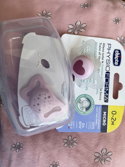 Продам пустушку chicco micro силіконова 0-2 місяця