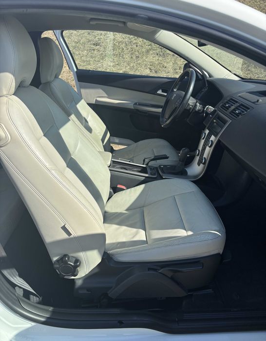 Volvo C30 1.6 D 2010 r. Samochód w ciągłej eksploatacji