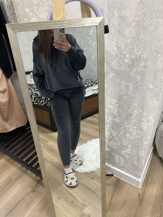 Спортивний костюм tezenis велюр