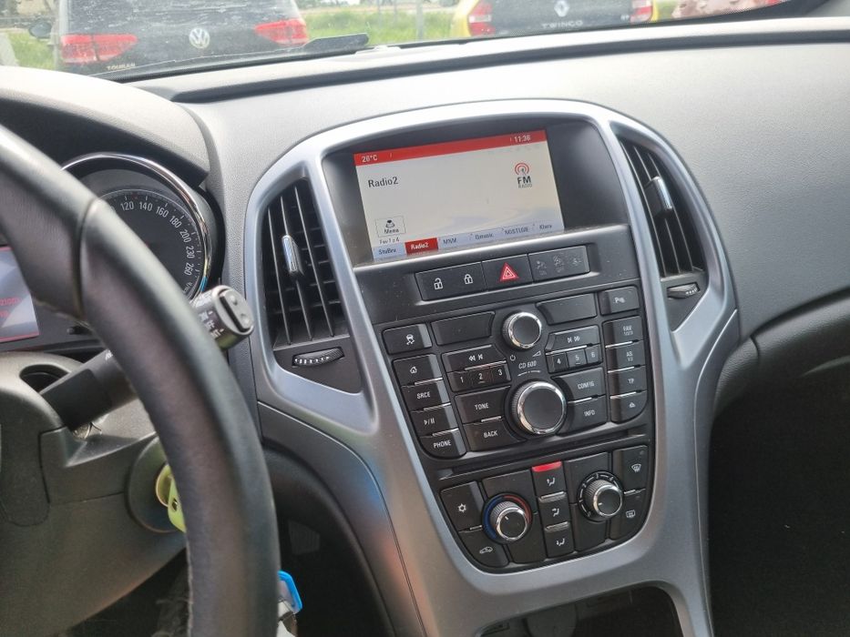 Astra gtc 1.4 benzyna .