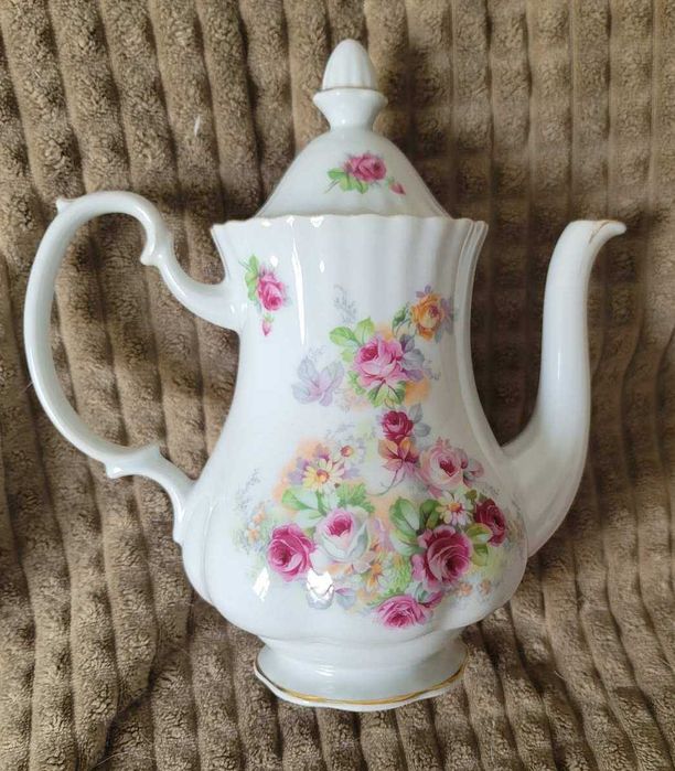 Чайник Genuine Royal Frankonia 1778.