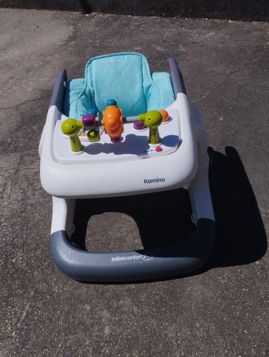 Andarilho bebe confort