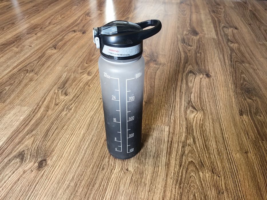 Bidon plastikowy 900ml z słomką nowy DPD