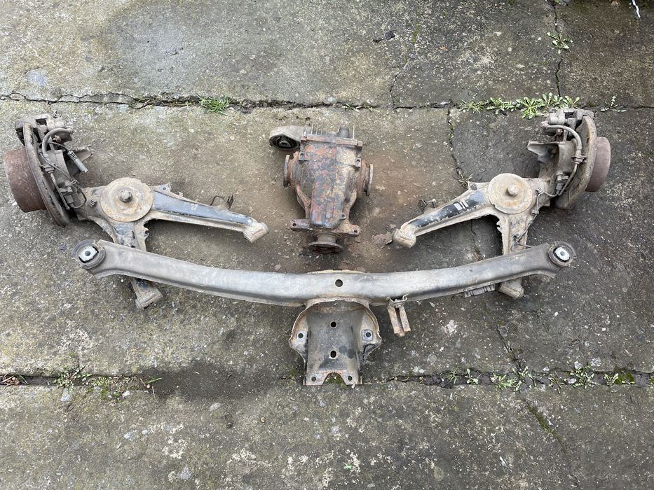 Задні ричаги дискові, балка, редуктор БМВ е 36 compact, полуо