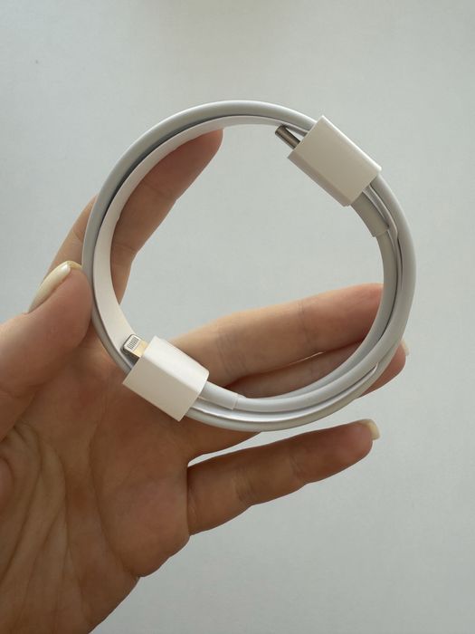Кабель Apple USB-C to Lightning Cable