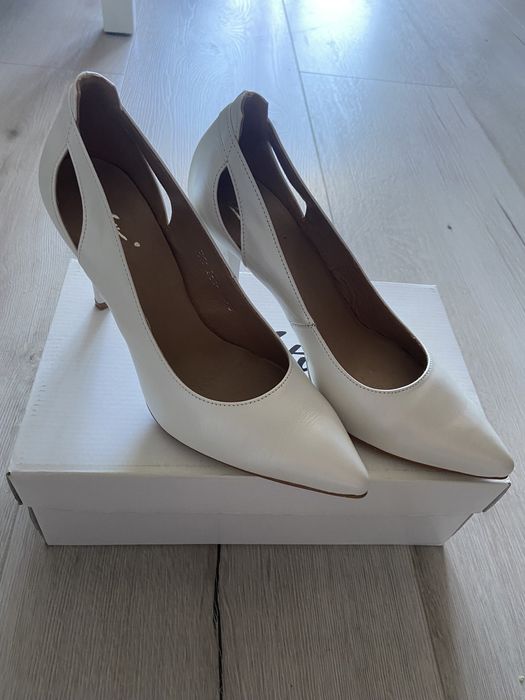 Buty ślubne skóra 39