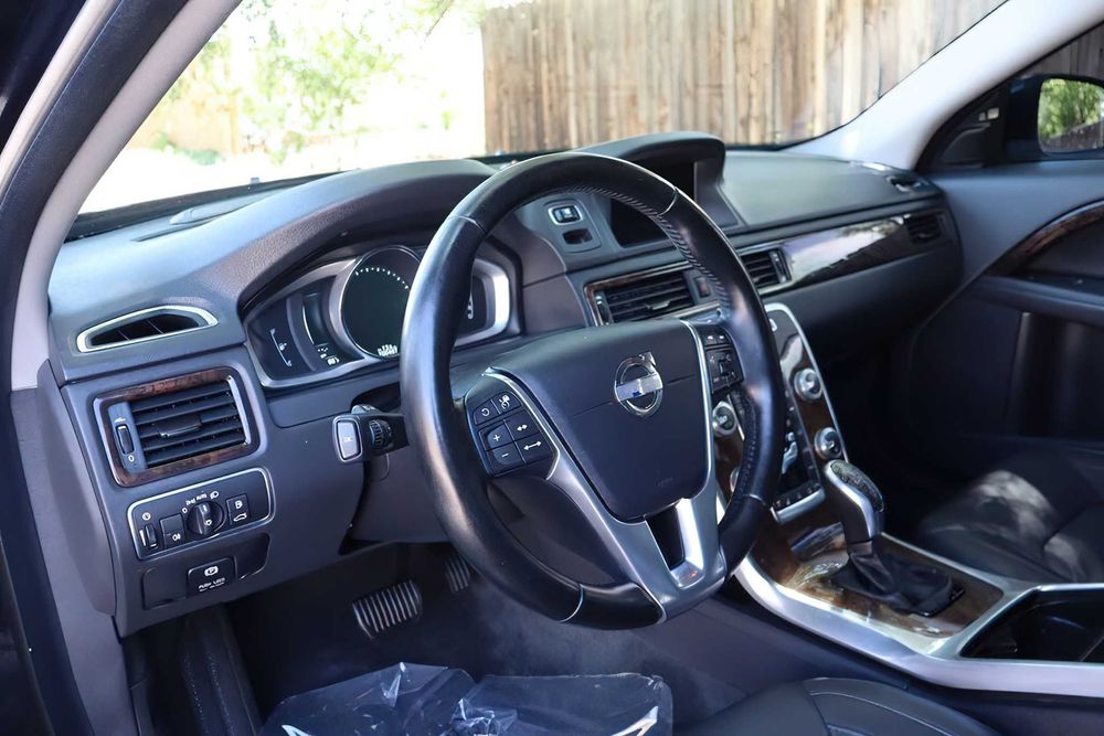 Volvo S80      2016