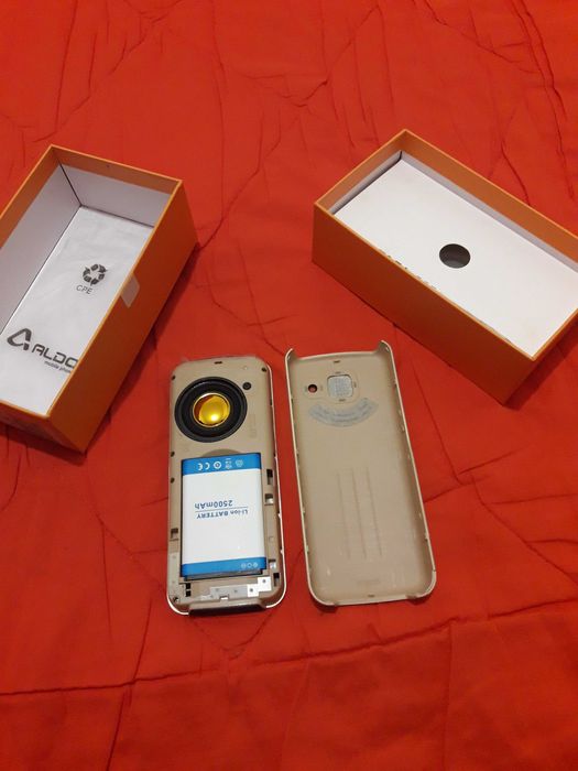 продам телефон SERVO-S10  новый