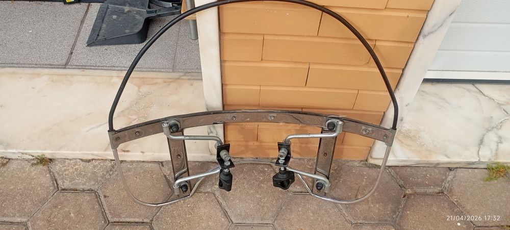 Parabrisas universal para moto