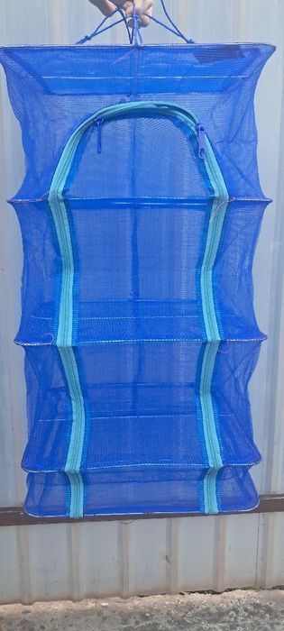 Сушарка для риби і фруктів