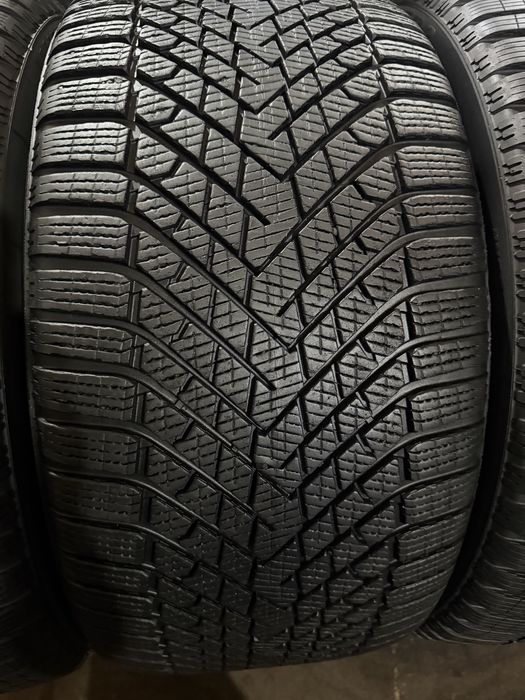 315/30/22+295/35/21 R22 Pirelli Scorpion Winter 2 Competishin 4шт зима