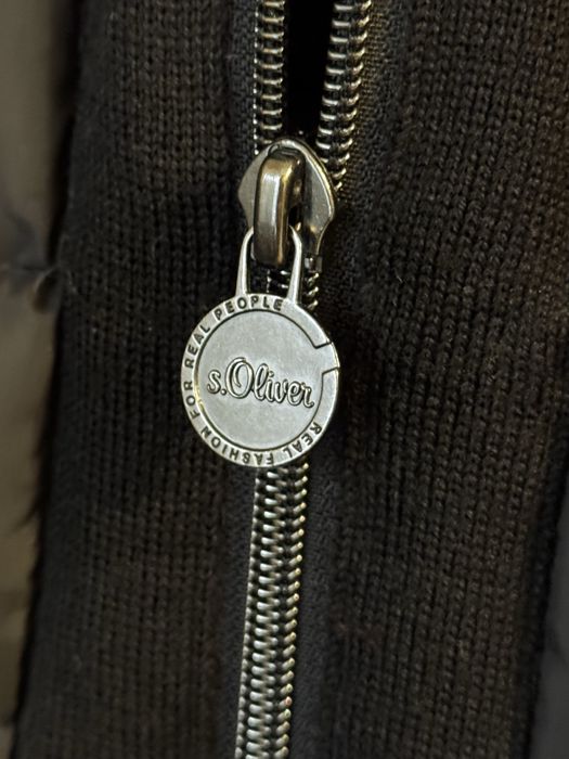 Жіноча легенька пухова курточка (size M)