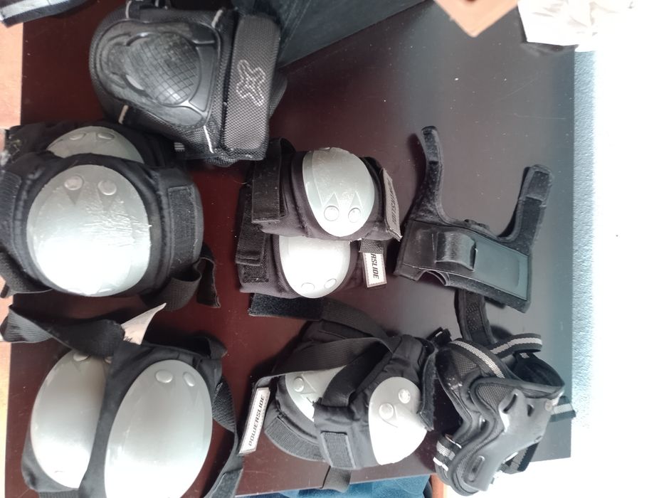 Cotoveleiras, Joelheiras para skate ou roller skate