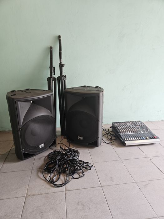 Звуковий комплект: Активні колонки DAP Audio 15" + Мікшер Allen & Heath PA12 + Стійки та кабелі