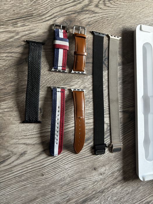 Pudełko, ładowarka, paski do Apple Watch Series 3 38mm