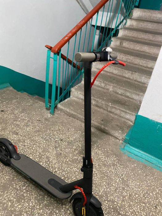 Електросамокат Xiaomi m365