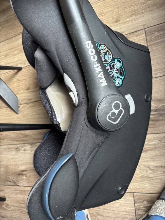 Fotelik/ nosidelko dla niemowlaka