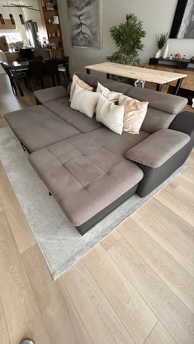 Sofá chaise longue cinzento com apoio extensível