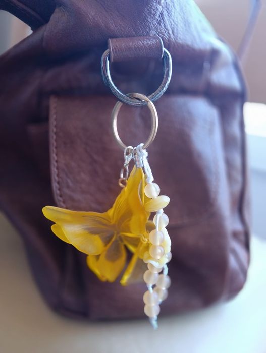 Bag charm artesanal borboleta