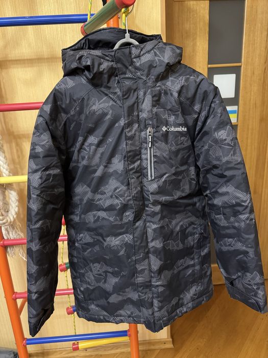 Куртка на мальчика 10-12 лет Colambia