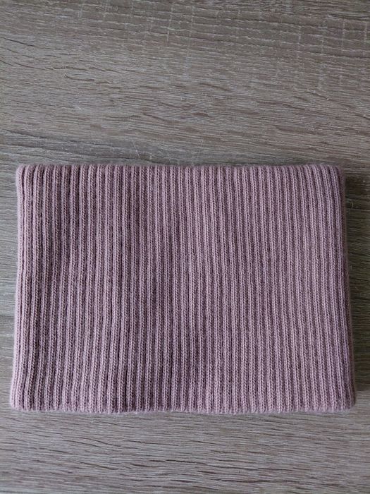 Жіночій комплект,шапка і шарф