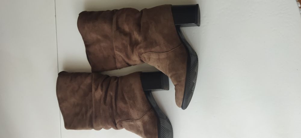 Чоботи зимові,замша.