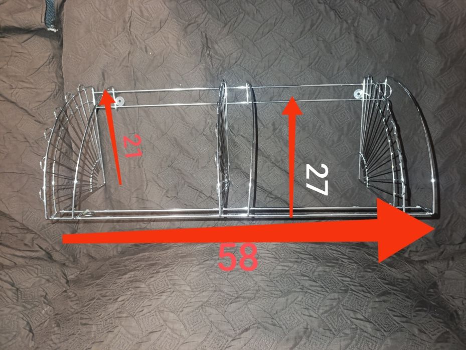 Кутова поличка у ванну