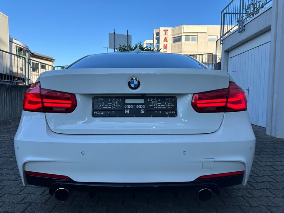 Бампер BMW 3 F30 2011-2018  разборка бмв ф30 запчастини