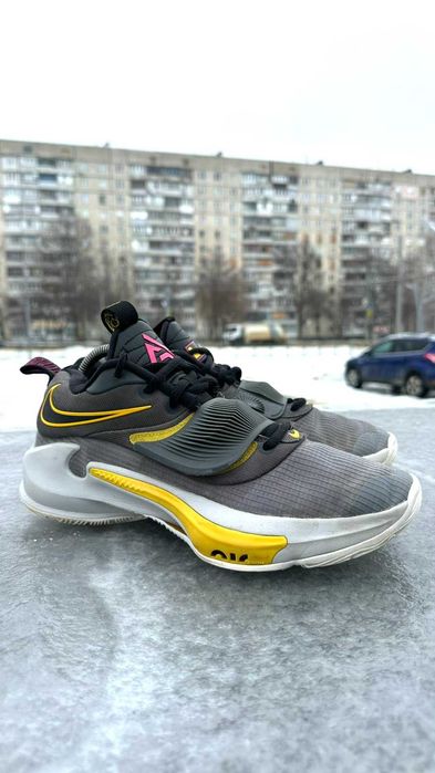 #4116 Nike Freak 3 [US 8.5|26.5 cm]