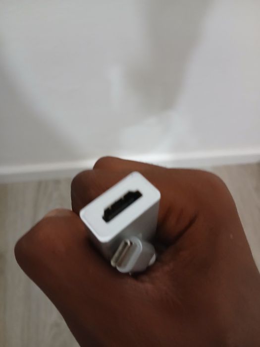 Adaptador USB-C para HDMI M-TK (Como Novo)