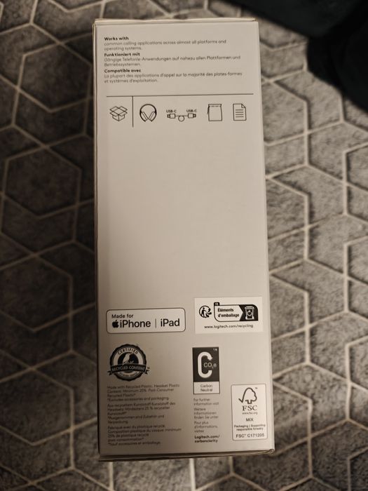 Навушники Logitech Zone Vibe 100 Wireless