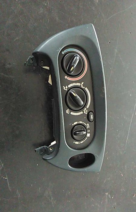 Comando chauffage / sofagem RENAULT Megane I (BA0/1_)