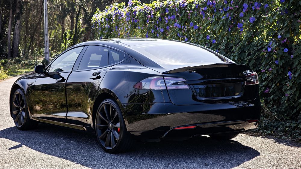 Tesla Model S85 Free SuperCharger vitalicio — photo 2