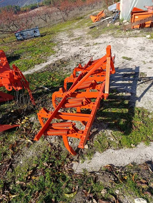 Escarificador  impecável