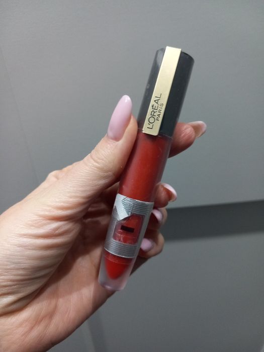 Nowa pomadka L'Oreal w płynie nr 115