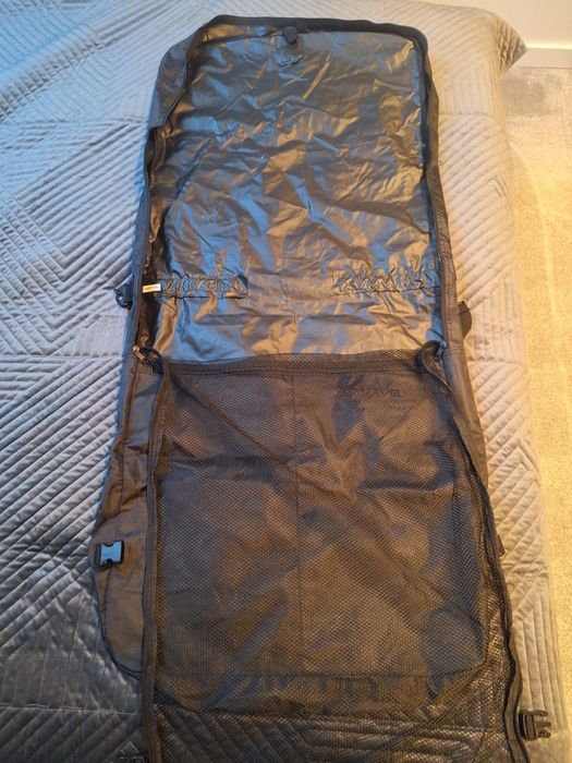 Zestaw trzech toreb na ubrania NOWE