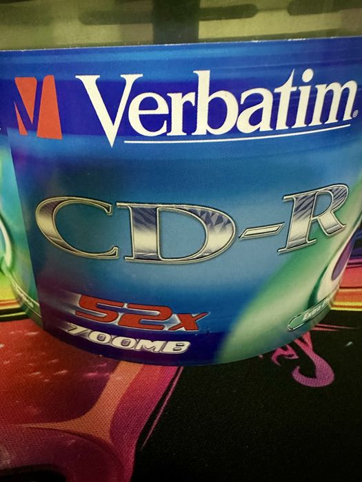 Begin 【CD＋DVD】 CD-R Verbatim 700MB 52x — оригинал, осталось 30 шт.: 700 грн. - CD