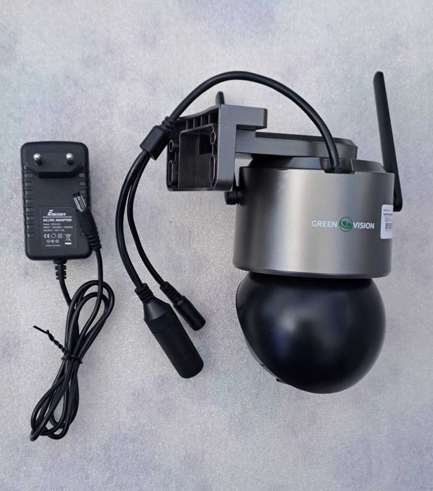 Бездротова поворотна Wi-Fi камера Green Vision + якісний блок живлення 12V на 2А