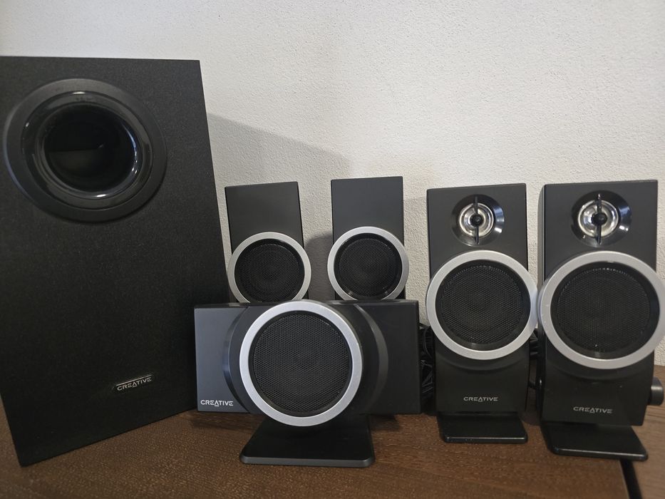 Colunas Som 5.1 Creative T6100