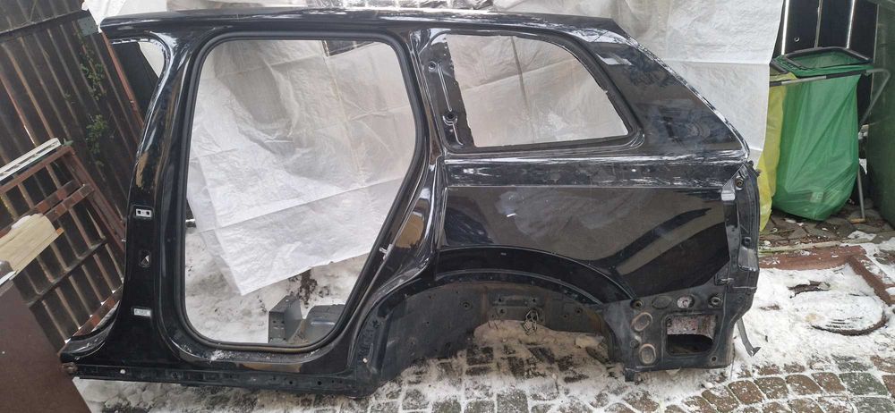 Tylna lewa ćwiartka + lewy słupek środkowy Volvo XC 90 II 2020