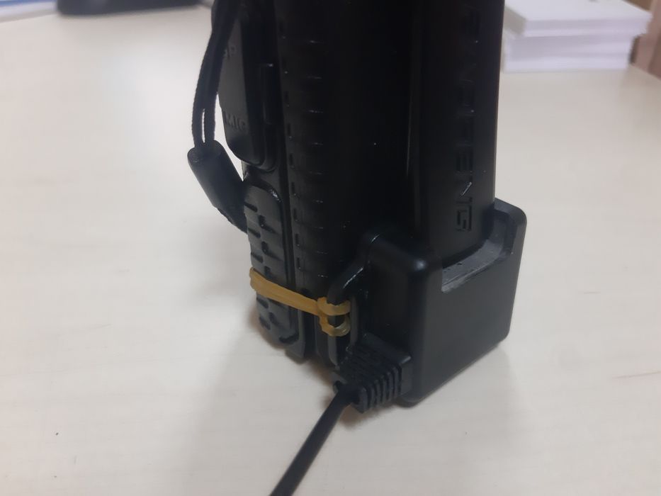 Baofeng UV-5R зарядка, зарядное, зарядний пристрій, БЕЗ СТАКАНА