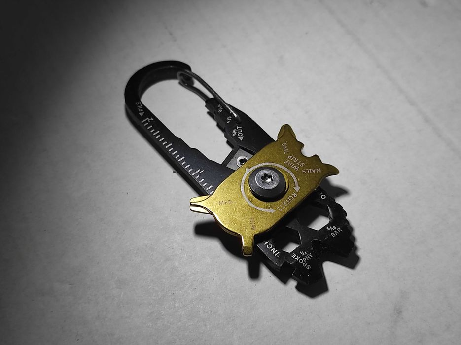 EDC Мультитул 20 в 1, Карабин, Брелок на Ключи: 129 грн. - Інші ...