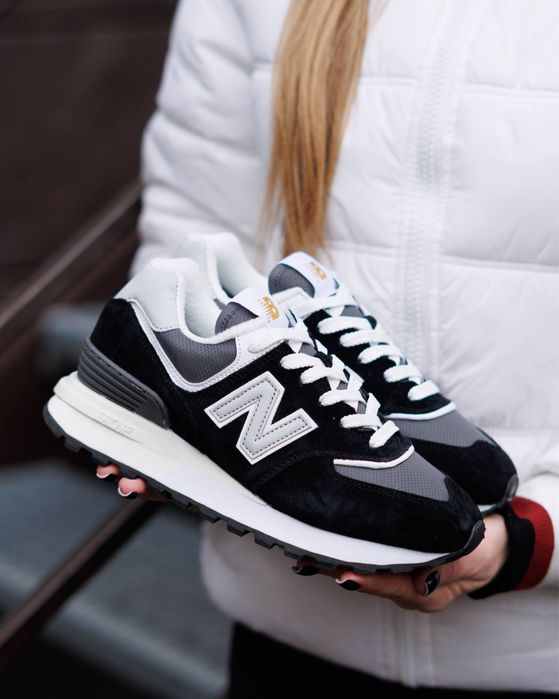 Жіноче зимове взуття New Balance 574 Legacy Black White
