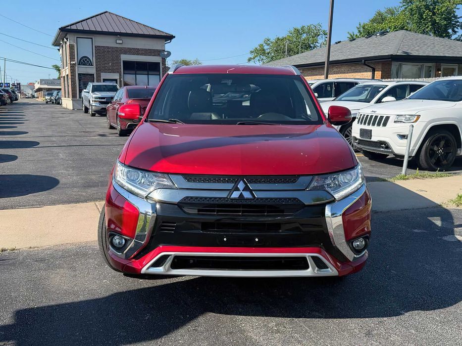 Mitsubishi Outlander Phev      2018