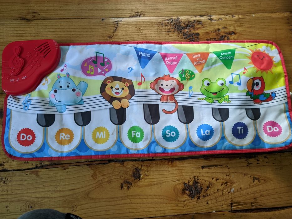 Музичний м'який килимок для дітей