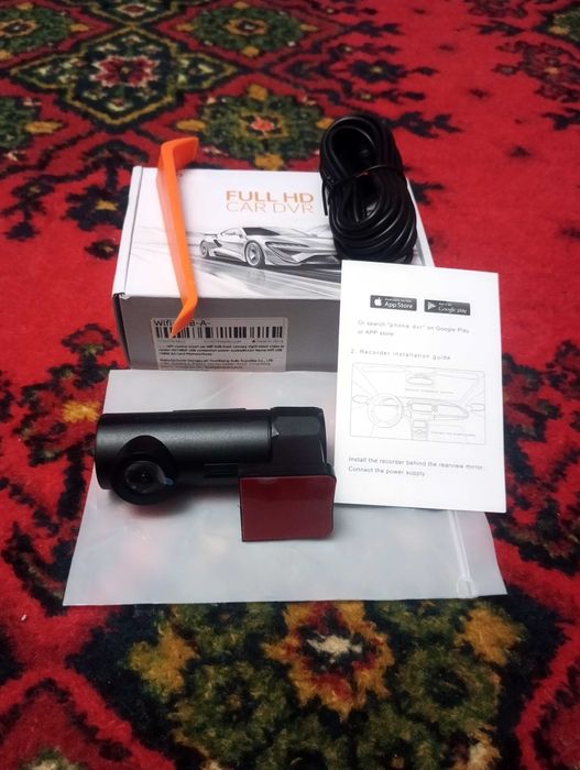 Реєстратор: циклічний запис; кут огляду 140; 1920×1080 Full HD; Wi-fi