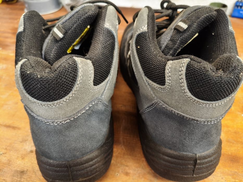 Buty robocze 45 DICKIES  trzewiki ochronne